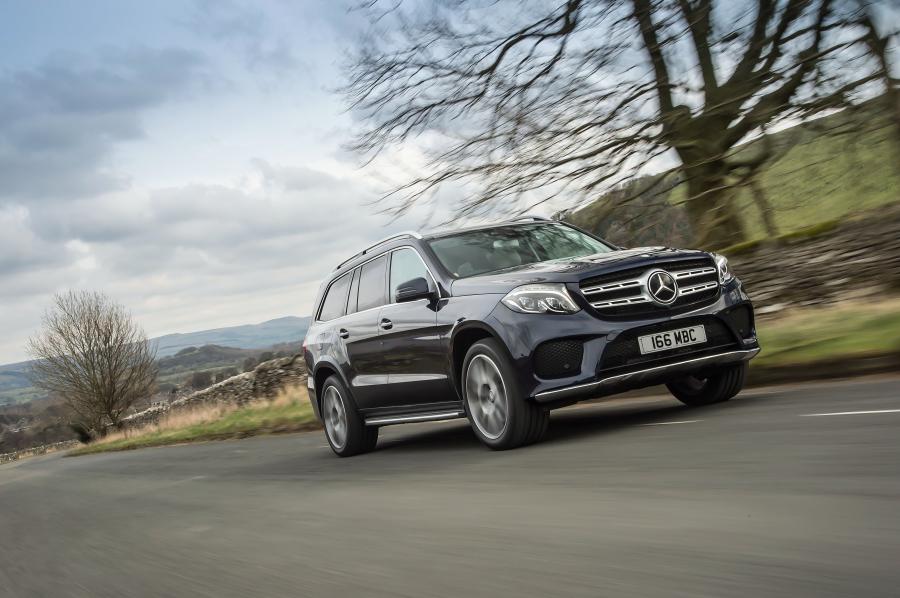  Mercedes-Benz GLS350d 4Matic AMG Line 2016 года  (UK) (фото 16 из 28)